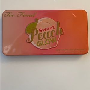 Too Faced Sweet Peach Glow